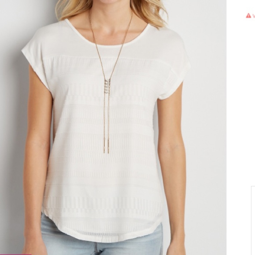 Textured off white button back tee